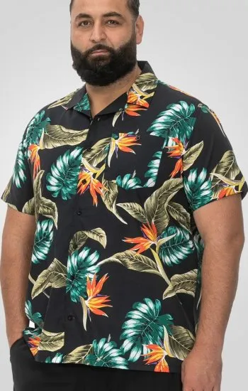 D555 Selby Hawaiian AOP Short Sleeve Revere Collar Shirt Black - Skjortor - Stora skjortor - 2XL-8XL