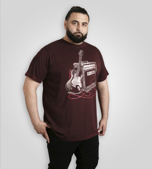 D555 Barnsley Guitar and Amp Crew Neck T-Shirt Burgundy - T-shirts - Stora T-shirts - 2XL-14XL