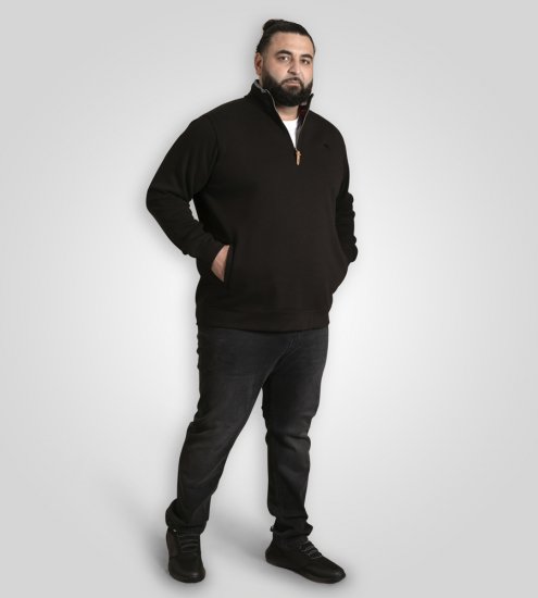 D555 Russel Fleece Sweatshirt with Chest Embroidery Black - Tröjor & hoodies - Stora hoodies & tröjor - 2XL-14XL
