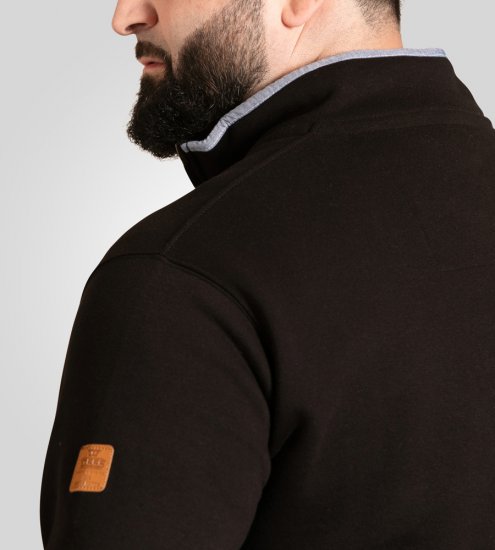 D555 Russel Fleece Sweatshirt with Chest Embroidery Black - Tröjor & hoodies - Stora hoodies & tröjor - 2XL-14XL