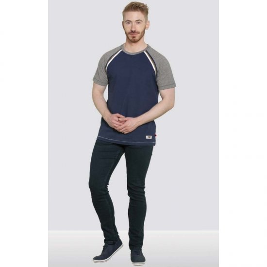 D555 Ashburn T-shirt Navy - T-shirts - Stora T-shirts - 2XL-14XL