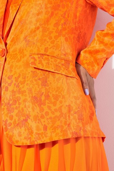 Ulla Popken 839607 Kavaj i satin med tryck Ljusorange - Kavajer - Damkavajer i stora storlekar