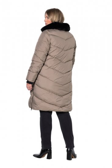 Ulla Popken 850041 Vadderad kappa Taupe - Kappor - Kappor i stora storlekar