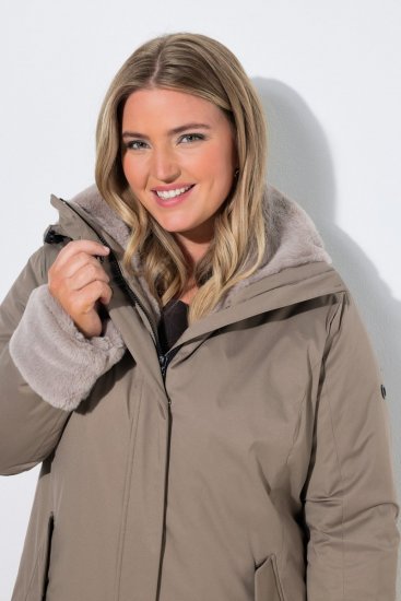 Ulla Popken 850509 Jacka i fuskpäls Taupe - Jackor - Damjackor i stora storlekar