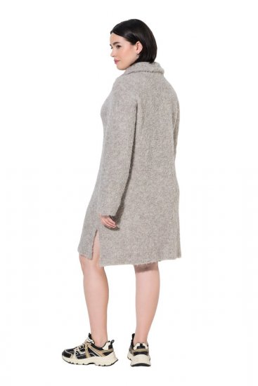 Ulla Popken 851563 Långärmad stickad klänning Beige - Klänningar - Klänningar för alla storlekar