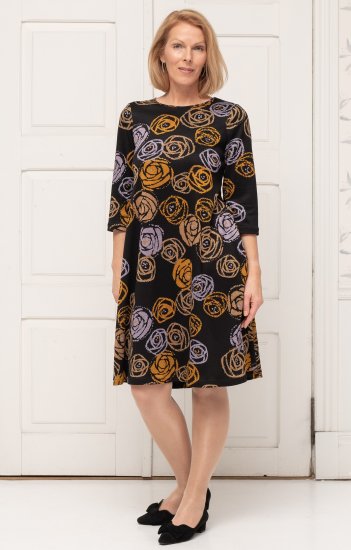 Scandinavian Caramel Flower Petals Dress Lavender and Orange - DAMKLÄDER 40-66 - 