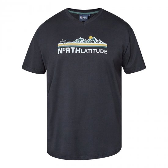 North Latitude Mountain T-Shirt V-Neck Svart - TALL T-shirts - T-Shirts för Långa Män