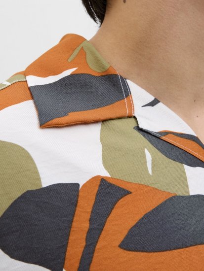 Jack & Jones Vira Marshall AOP Short Sleeve Shirt Cloud Dancer - Skjortor - Stora skjortor - 2XL-8XL