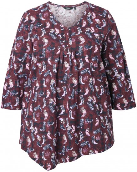Ulla Popken Asymmetric Cowboy Boot Print Tee Dark Ruby - Tryckta T-shirts för dam i stora storlekar - 