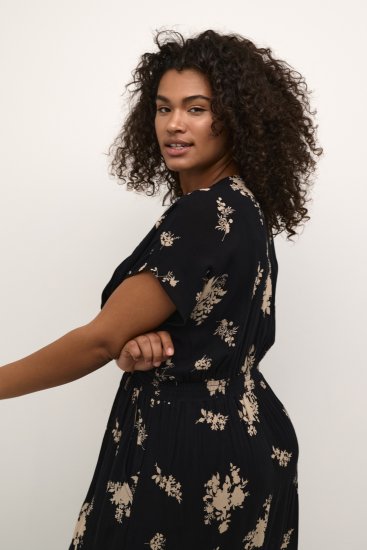 Kaffe Curve Jenna Klänning Svart / Brunblommigt Mönster - Klänningar - 
