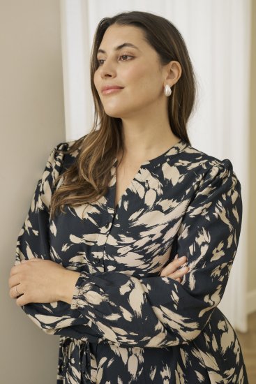 Kaffe Curve Olla Klänning Svart - Klänningar - 