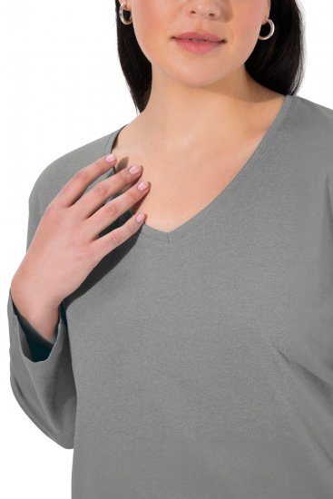 Ulla Popken Back To Basics V-Neck Relaxed Fit Cotton Tee Light Grey Melange - T-shirts - T-shirts för kvinnor