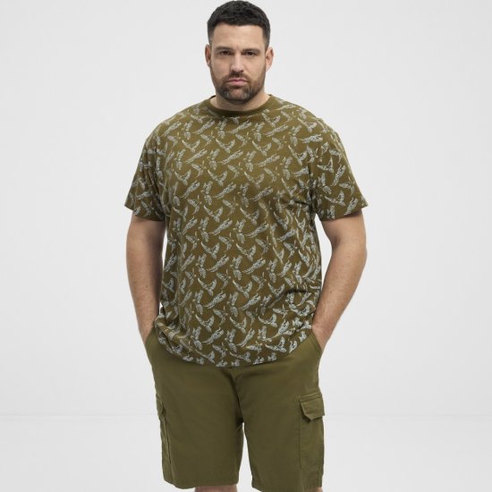 North Latitude T-shirt Allover Printed Green - T-shirts - Stora T-shirts - 2XL-14XL