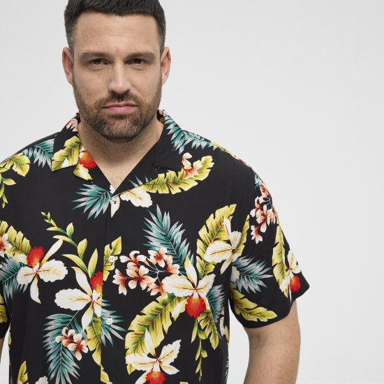 North Latitude Shirt Short Sleeve Printed Allover Black - Skjortor - Stora skjortor - 2XL-8XL