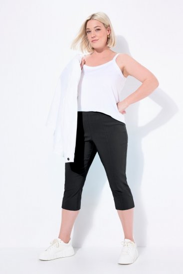 Ulla Popken Bengaline Elastic Waist Stretch Capri Pants Black - Tygbyxor - Vida byxor för kvinnor i plusstorlek