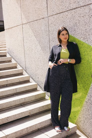 Ulla Popken Speckled Crepe Pull On Pants Black - Jeans & Byxor i Stora Storlekar – Plus Size - 