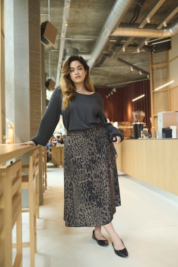 Kaffe Curve Lini Knit Tröja Svart - Collegetröjor & hoodies - 