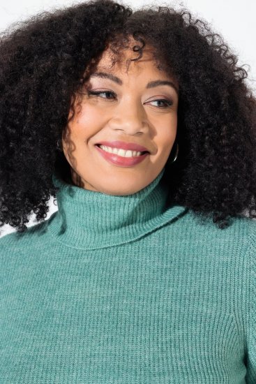 Ulla Popken Asymmetric Zipper Turtleneck Sweater Green - Collegetröjor & hoodies - Mjuka tröjor och hoodies i stora storlekar
