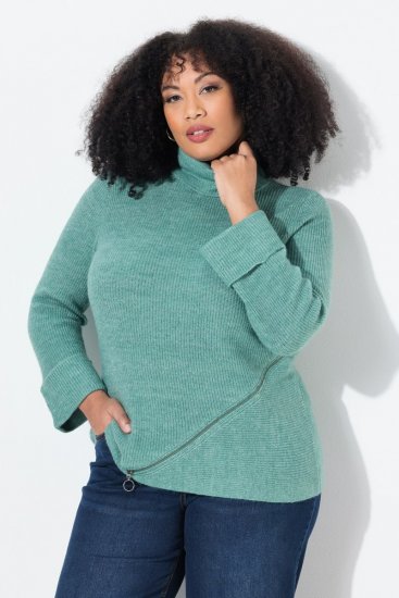 Ulla Popken Asymmetric Zipper Turtleneck Sweater Green - Collegetröjor & hoodies - Mjuka tröjor och hoodies i stora storlekar