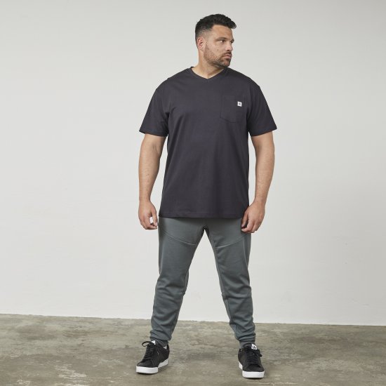 North Latitude 61322 V-ringad T-Shirt Svart - T-shirts - Stora T-shirts - 2XL-14XL