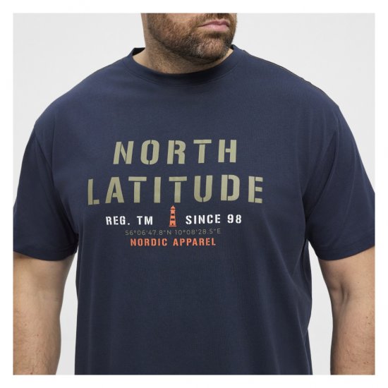 North Latitude Logo T-Shirt Navy - T-shirts - Stora T-shirts - 2XL-14XL