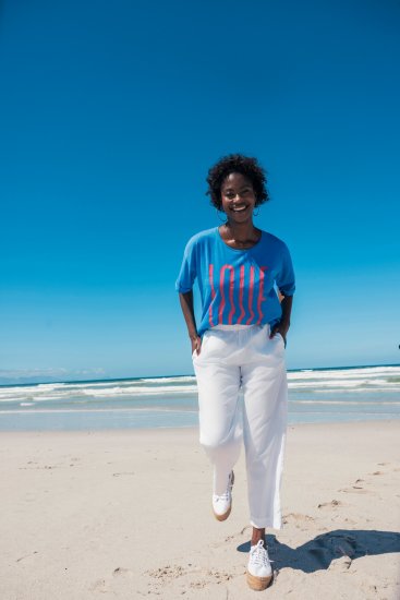 Ulla Popken LOVE Short Sleeve Graphic Tee Sapphire Blue - Tryckta T-shirts för dam i stora storlekar - 