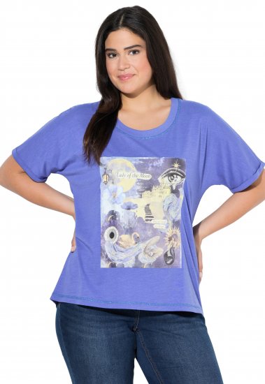 Ulla Popken Lady Of The Moon Short Sleeve Graphic Tee Lavender - Tryckta T-shirts för dam i stora storlekar - 