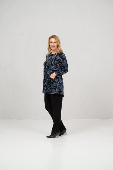 Scandinavian Caramel Swirls Tunic Blue - Tryckta T-shirts för dam i stora storlekar - 