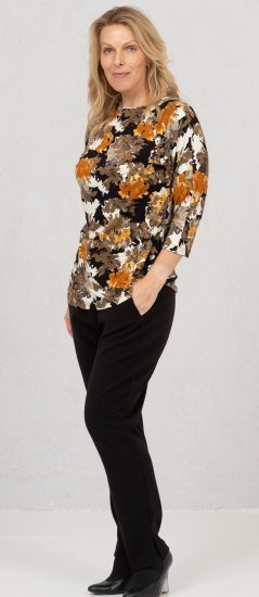 Scandinavian Caramel Flowers Blouse Orange and Brown - Tryckta T-shirts för dam i stora storlekar - 