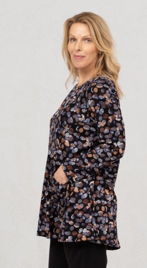 Scandinavian Caramel Flower Petals Tunic Copper and Blue - Tryckta T-shirts för dam i stora storlekar - 