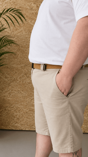 Kam Jeans 3402 Belted Dobby Weave Stretch Chino Shorts Beige - Shorts - Stora shorts W40-W60